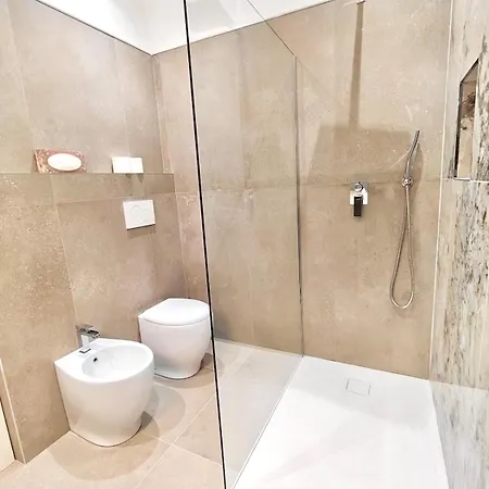 La Storia Moderna Дольчеаккуа